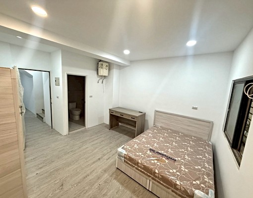 頂溪❣️全新裝潢免爬梯/獨洗曬陽台大空間/台電計費機能佳 - 591租屋網 - Image 3