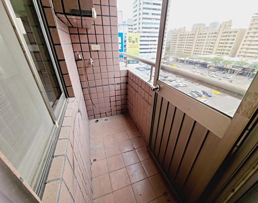 🔥近巨蛋、凹子底|空屋出租家庭大三房+平移車位🔥 - Image 13