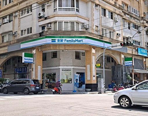 福星公園一房一廳大套房可租補 - Image 12