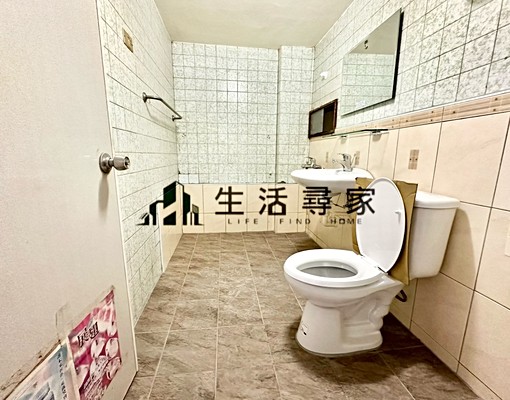 南區近水萍塭公園6房透天*可租補、有車庫* - Image 10