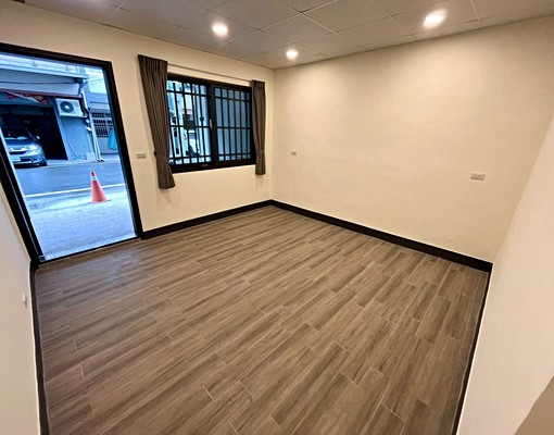 神岡全新整理超美整棟5房透天可住家可宿舍 - Image 4