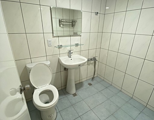 曉明女中附近/巷內角間雙店面1~2樓三房/可餐飲可停三台車 - 591租屋網 - Image 11