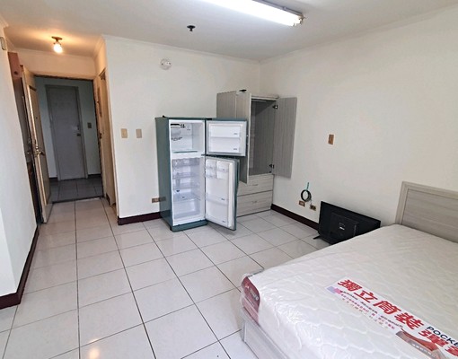 可租補~台水台電~分離冷氣~可煮獨洗曬美套房大地球 - Image 3