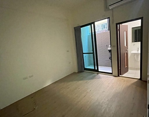 近南科~可租補全新陽台套房出租 - Image 1