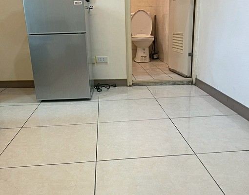 溫馨套房、近捷運站生活機能佳、全新冰箱獨立洗衣機(限女性) - Image 3