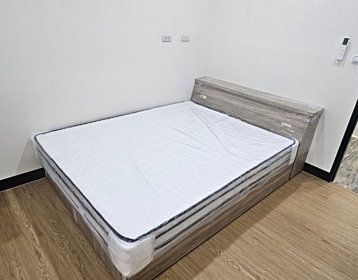 近火車站/新裝潢獨立網路大套房✨交通好/金陵路/ikea家具 - Image 3