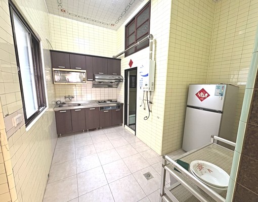 ~武廟捷運站正福安路上透天店面~ - 591租屋網 - Image 6