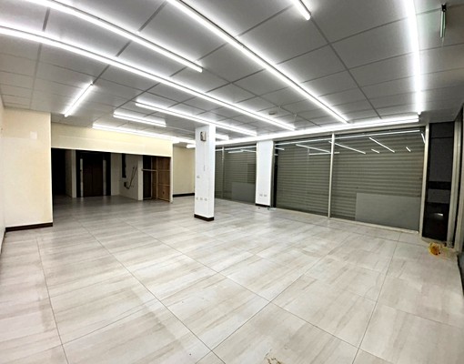 玉玲出租~慈濟商圈吉安永安活動中心黃金角間一樓店面 - Image 6