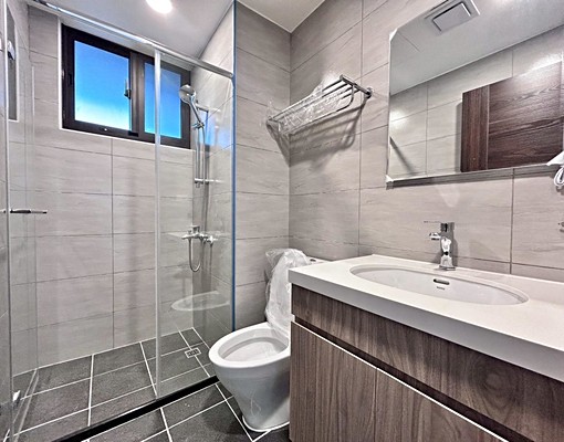 五泰可租補~合陽全新兩房雙衛~可養貓~免仲介費 - Image 2