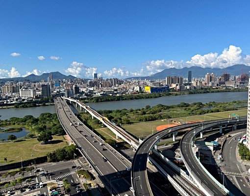 新埔高樓景觀套房 - Image 1