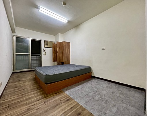 逢甲商圈電梯美套房｜可租補｜台水台電｜獨洗曬｜機車位 - Image 1