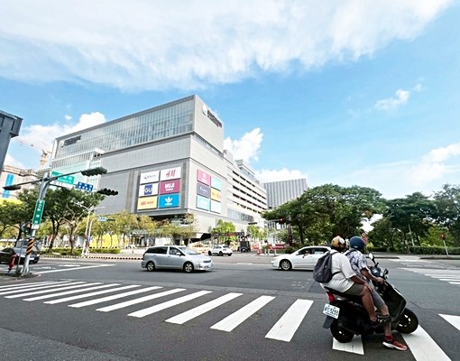 (租)南紡雙出入商業用店面整棟 - Image 13