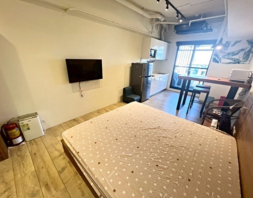 ⭐️西門商圈/採光套房獨立陽台/高樓景觀⭐️ - Image 2