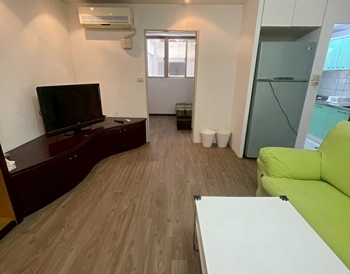 免仲/可補/中正商圈~綠園邸優質四房車含車含管 - Image 2