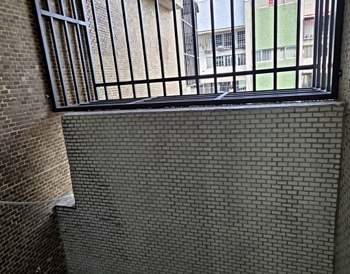 二苓市場及公園旁全新整修公寓 - Image 10