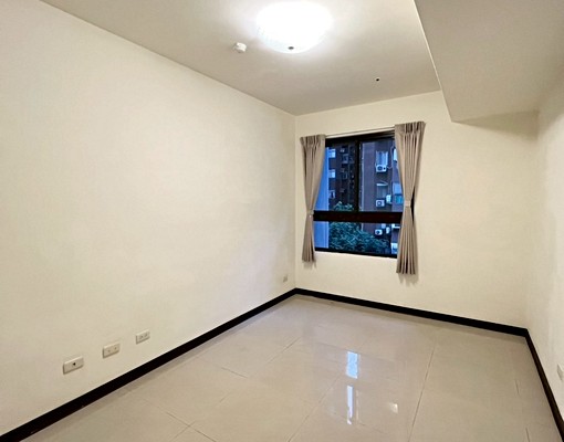 仁愛皇家方正大3房+車位(租金含管理費)~全業房屋 - Image 12