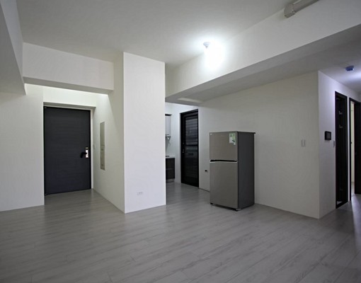 惠田森聆苑三房平車 - Image 1