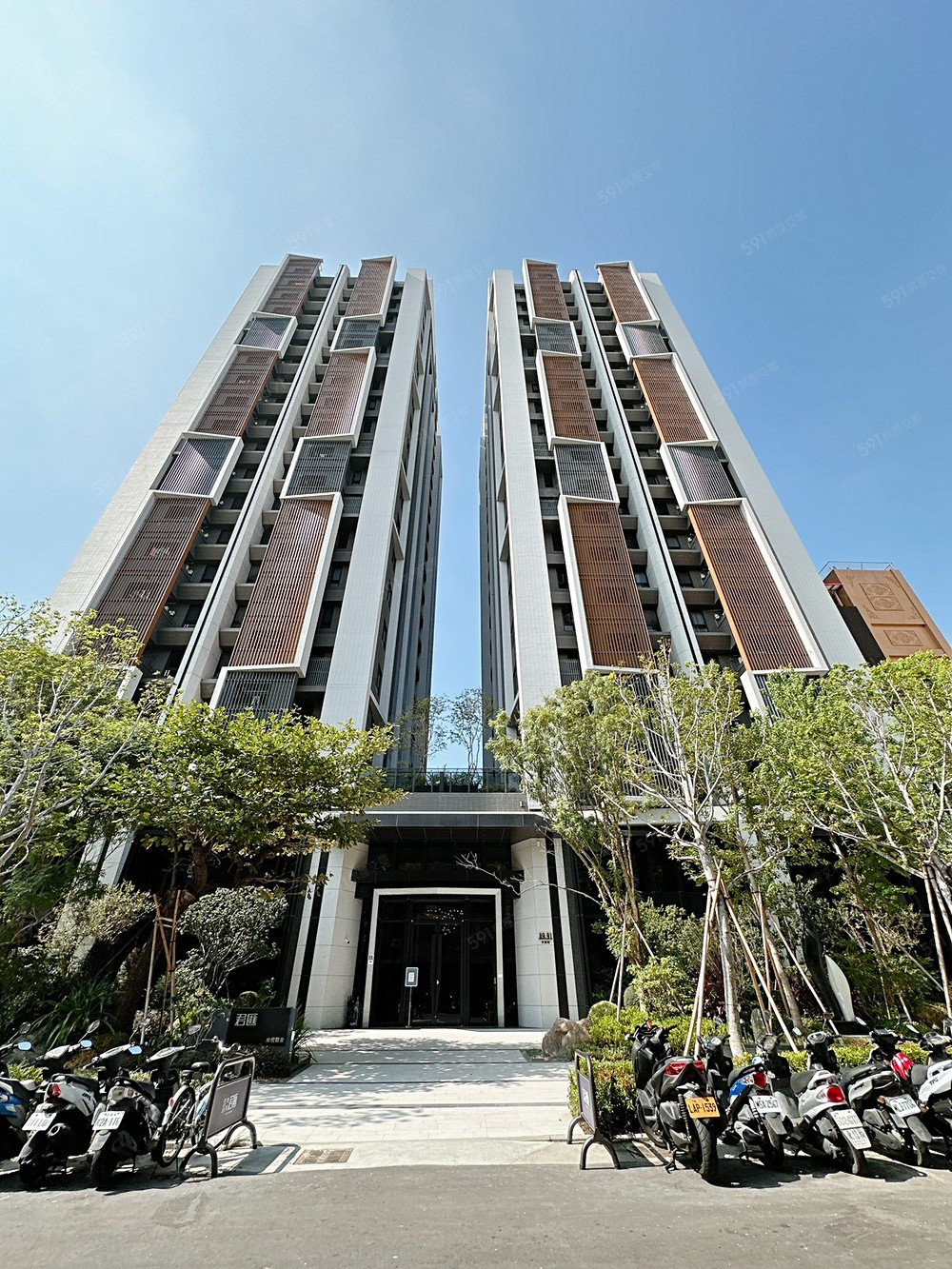 ✨近中山醫|坤悅君匯|全新社區|三房平車✨高質感視野戶 - Image 1