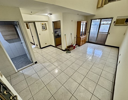 💖京國特區💖可租補💖可寵樓中樓三房兩衛💖平車 - Image 1