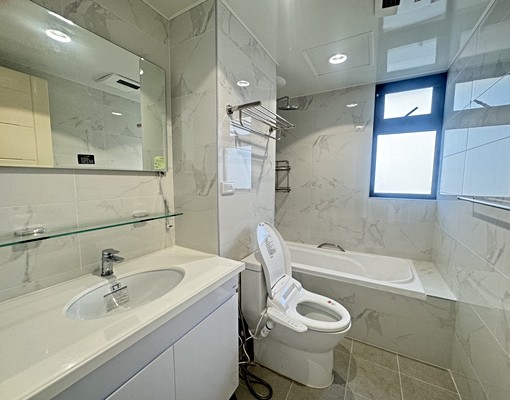 五泰可租補~航空城大三房~免仲介費~全新未住過 - Image 9