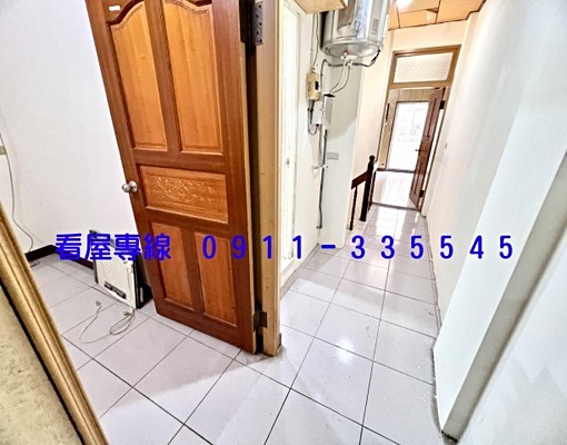 豐原高商正圓環旁透天3萬/月 - Image 12