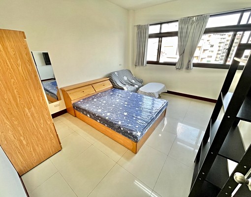 電梯可寵✨雙室內機車位✨乾溼分離✨獨洗曬✨大坪數 - Image 2