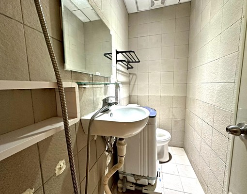 新埔💥獨洗💥免爬高💥屋況佳💥傢俱齊全💥生活機能強 - Image 9