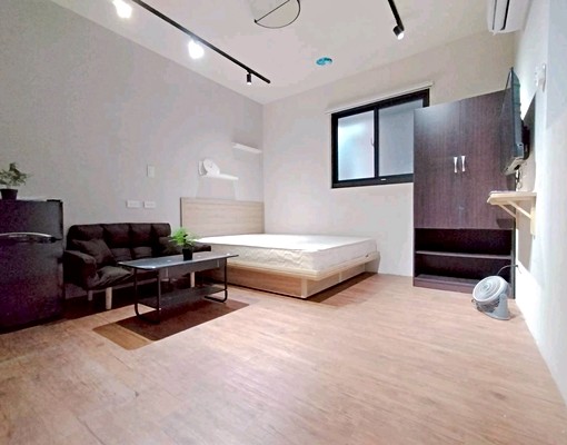 北區近一中商圈/可寵/挑高套房/可雙租補 - Image 2