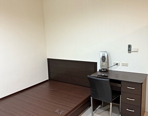 海山捷運-裕民路-環境優雅採光佳-獨立套房(近土城運動公園) - Image 1