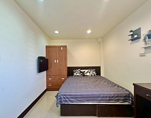 ✦中和環球旁✦獨立洗衣機採光套房✦垃圾代收✦ - Image 6