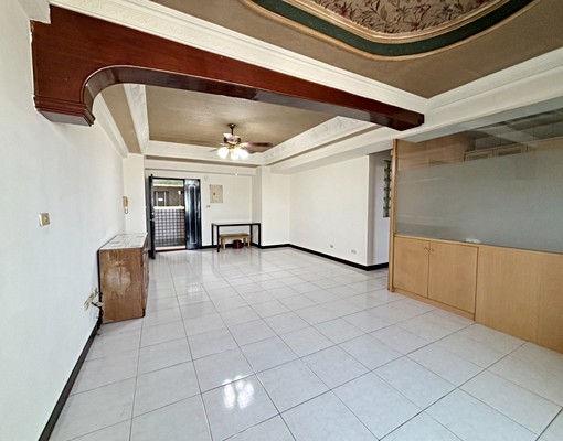 🎁星鴻社宅🎁近永康砲校室內近31坪 - Image 2