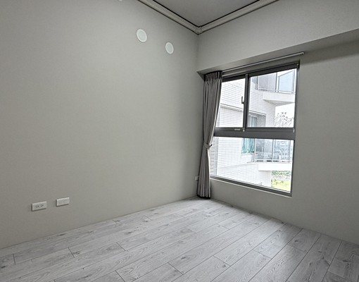 嶺東指標性社區大樓全新未住 - Image 2