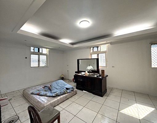 急租即用🏡長峰路上近楓樹市區透天大五房好利用可戶籍可外籍 - Image 6