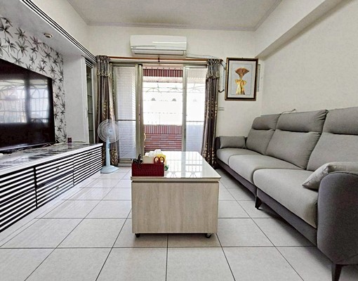 龍騰天下|高樓明亮三房家俱全含車含管|可租補 - Image 3