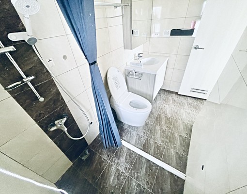 免仲介費!含車含管！收納空間多~高樓層有夜景 - Image 4