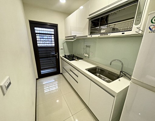 尊信社宅/🔥近工業區/⭐️全室傢俱店機車位/免仲可補/嘉 - Image 6