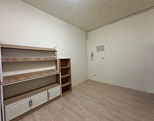 臨大順民族輕軌、家樂福，附家俱電室內大空間四房公寓 - Image 4