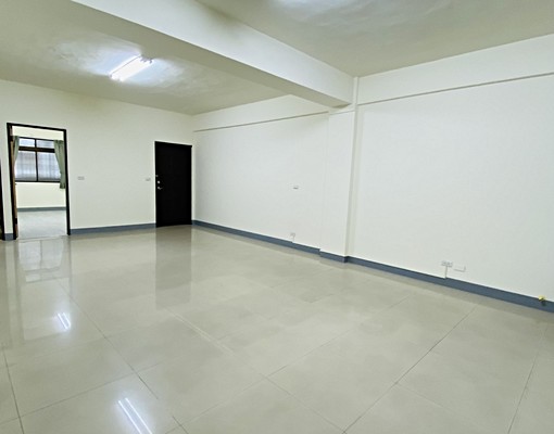 春水堂電梯華廈👑室內40坪~台水電天然氣.免管理費 - Image 7