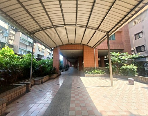 (租)中華商圈,近兵仔市場溫馨兩房電梯寓(可租補,入戶籍) - Image 12