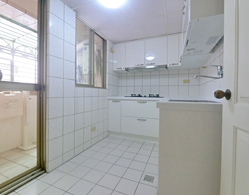 大有大業區~桃林步道梯田公園會稽國中3+1房車 - Image 7