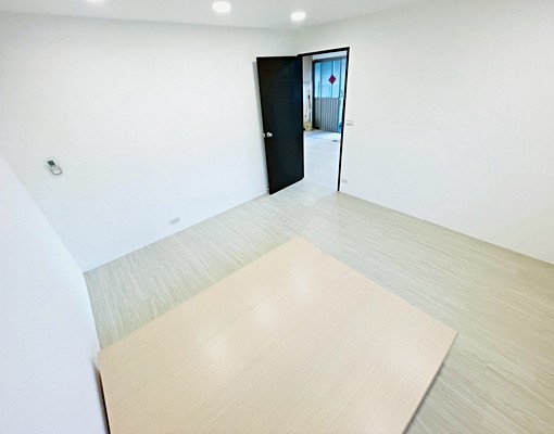 免佣)捷運西湖【採光2房2廳】新裝潢★有陽台★衛浴開窗 - Image 10