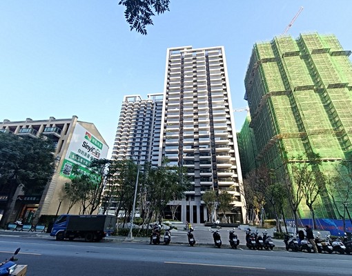 🍎美術館🍎可租補附家俱電🎊全新裝潢美兩房+平車含管✨ - Image 1