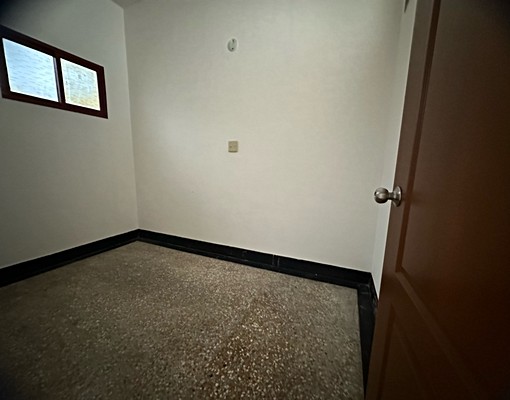 出租成功路600巷39弄整棟透天 - Image 7