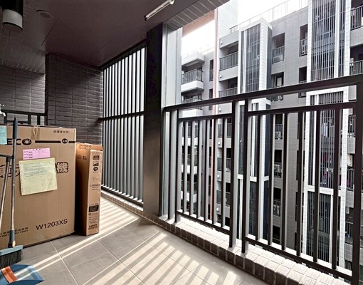 百萬精裝大三房✨全配家電🏠可租補🎉附平面汽機車位 - Image 7