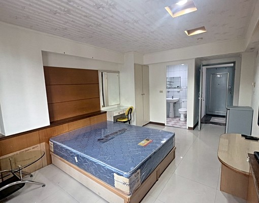 北屯區電梯大樓~住戶單純 - Image 1