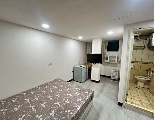 中原夜市套房全新家具.裝潢.密碼鎖/可補助入戶籍 - 591租屋網 - Image 1