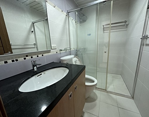 面億載國小~大地坪電梯住家兼店面 - Image 12