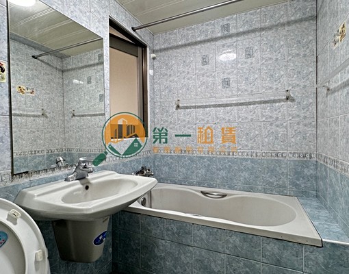 🔍第一帶您租秒殺件🌟忠義路大二房全新翻修電梯大樓 - Image 7