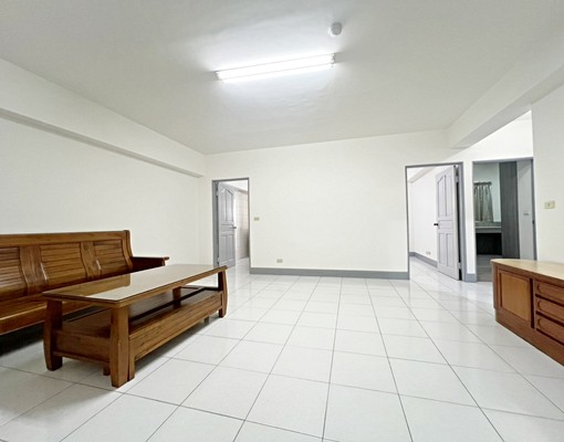 河堤/明誠商圈翻新三房二衛華廈出租 - Image 6