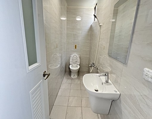 全新大坪數首選✨正一房一廳✨可租補✨台電包水✨陽台獨曬 - Image 5